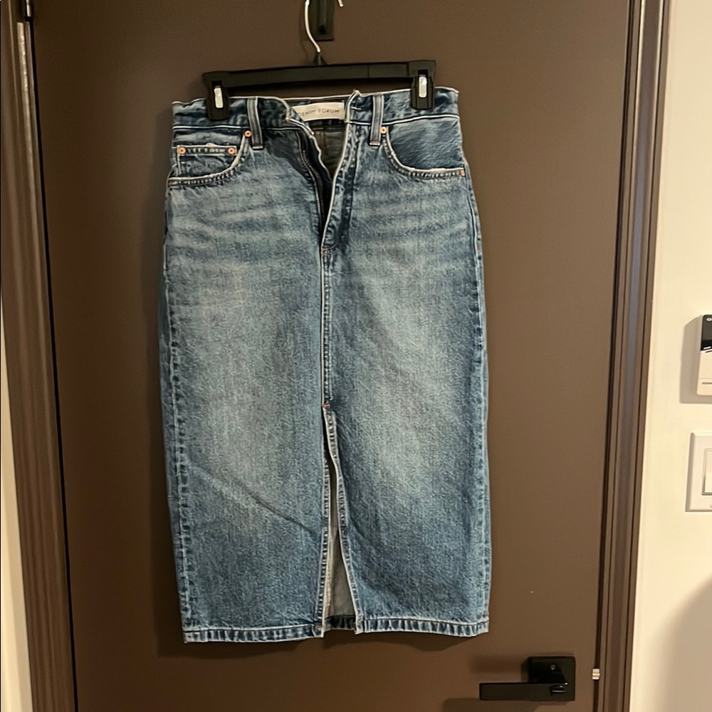 Denim Forum The 90s Halle Skirt